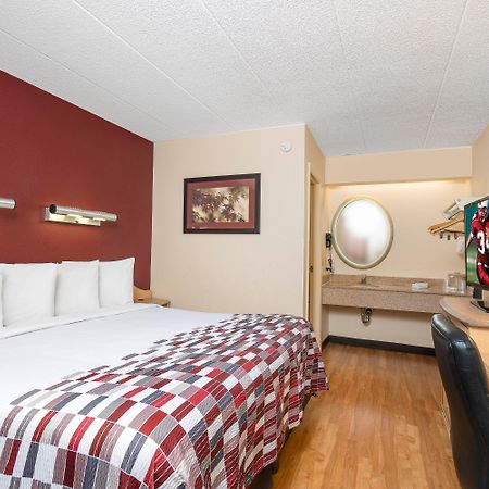 Red Roof Inn Edison Εξωτερικό φωτογραφία
