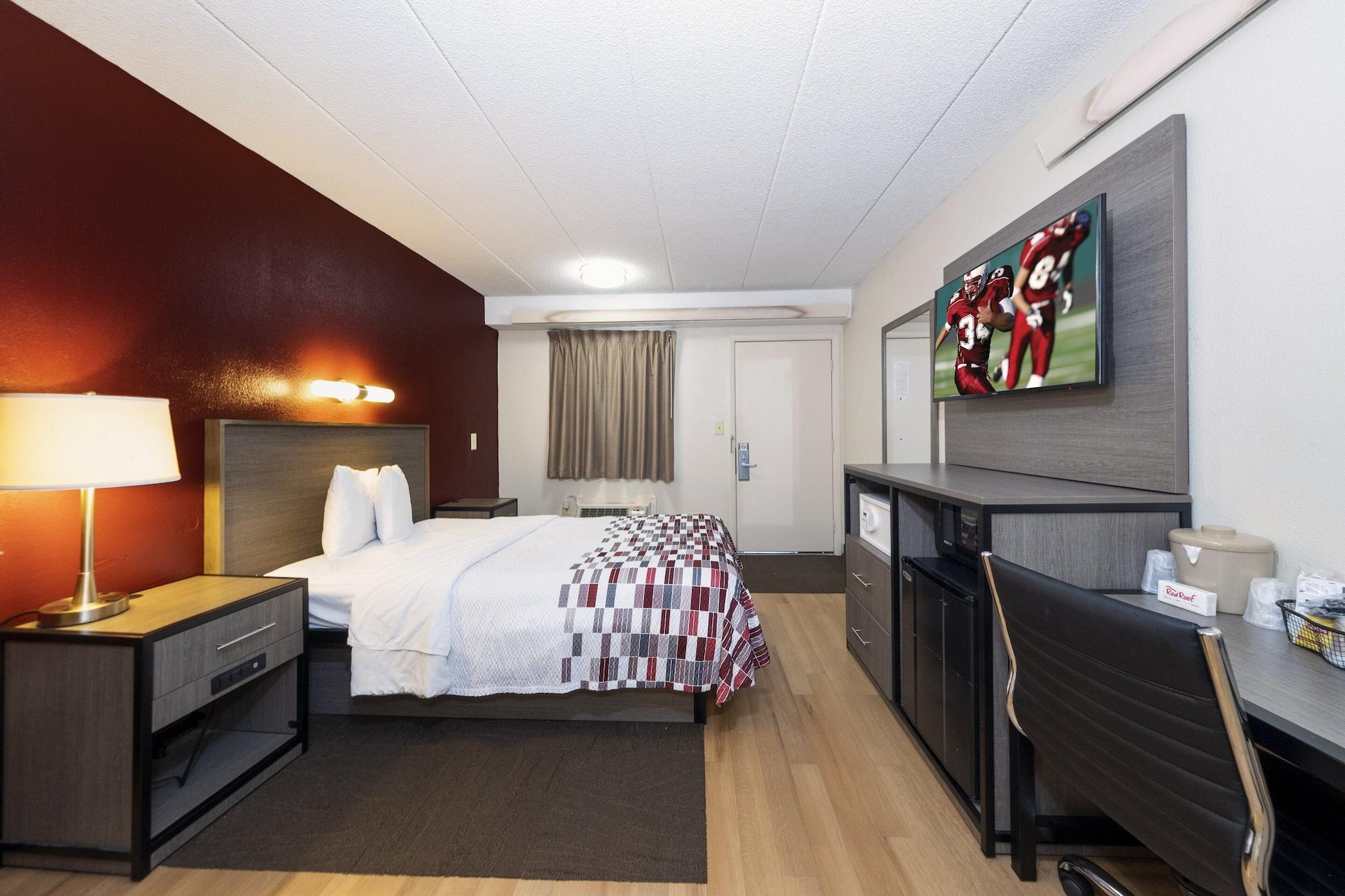 Red Roof Inn Edison Εξωτερικό φωτογραφία