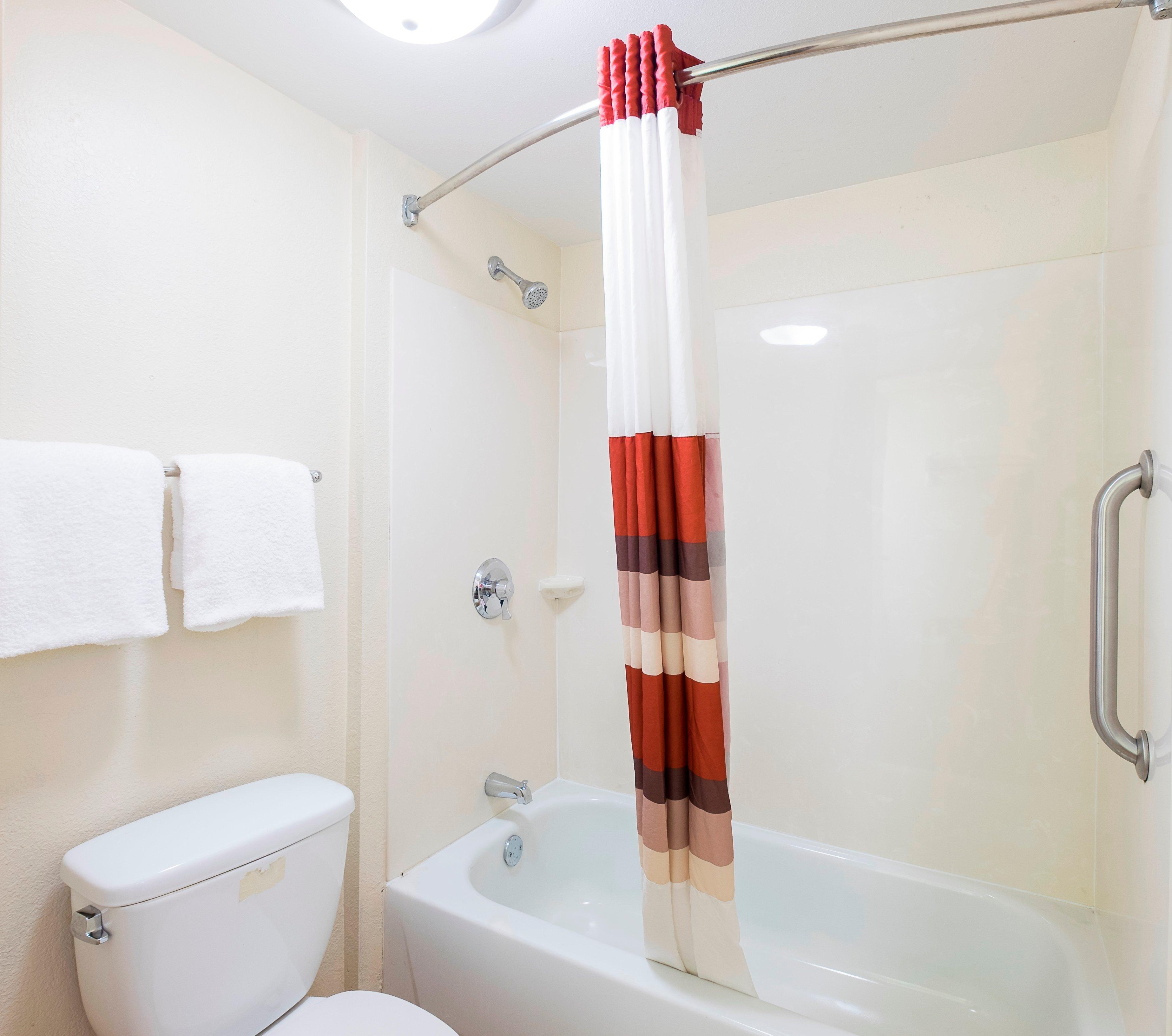 Red Roof Inn Edison Εξωτερικό φωτογραφία