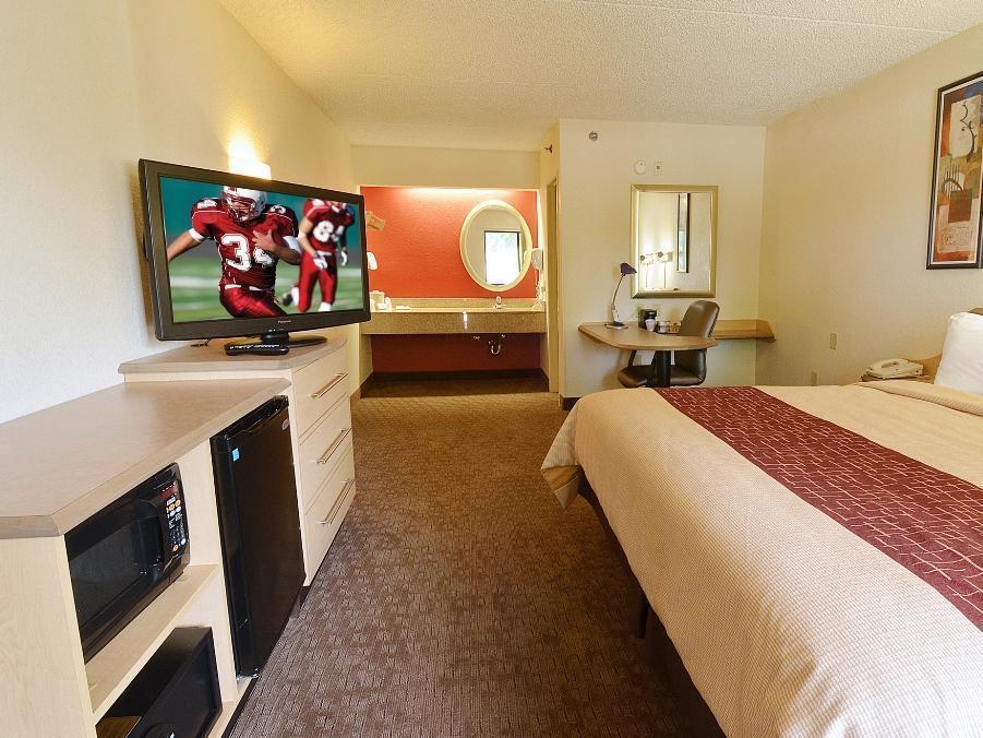 Red Roof Inn Edison Εξωτερικό φωτογραφία